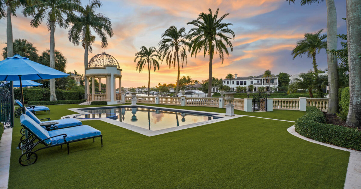 370 Eagle Drive, Jupiter, FL 33477
