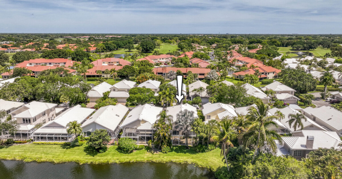 264 Canterbury Drive W, Palm Beach Gardens, FL 33418