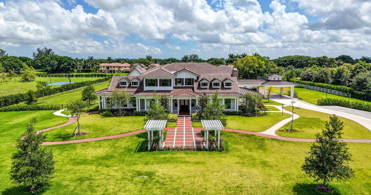 10250 El Paraiso Place, Delray Beach, FL 33446