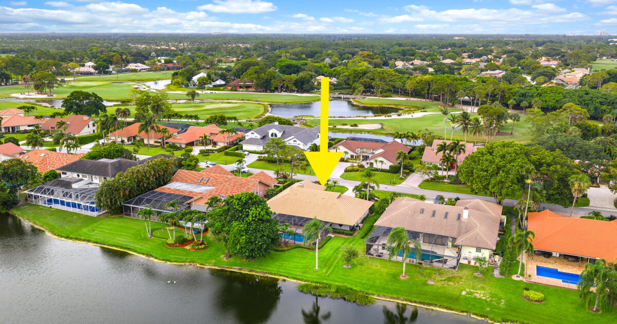 28 Marlwood Lane, Palm Beach Gardens, FL 33418