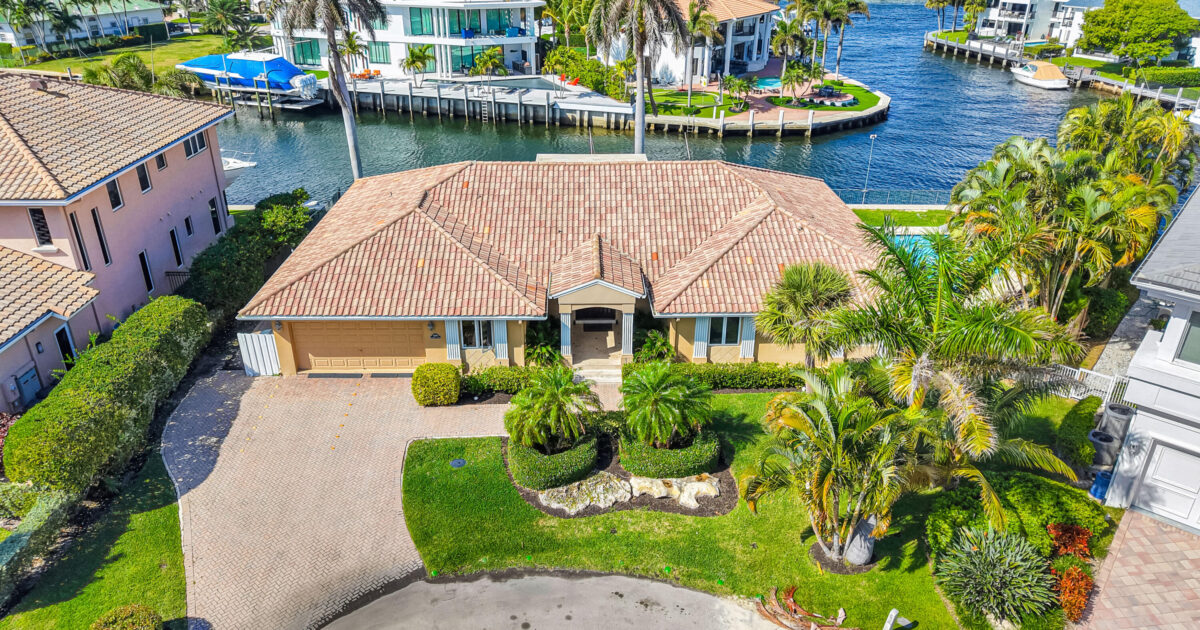 4204 Tranquility Drive, Highland Beach, FL 33487