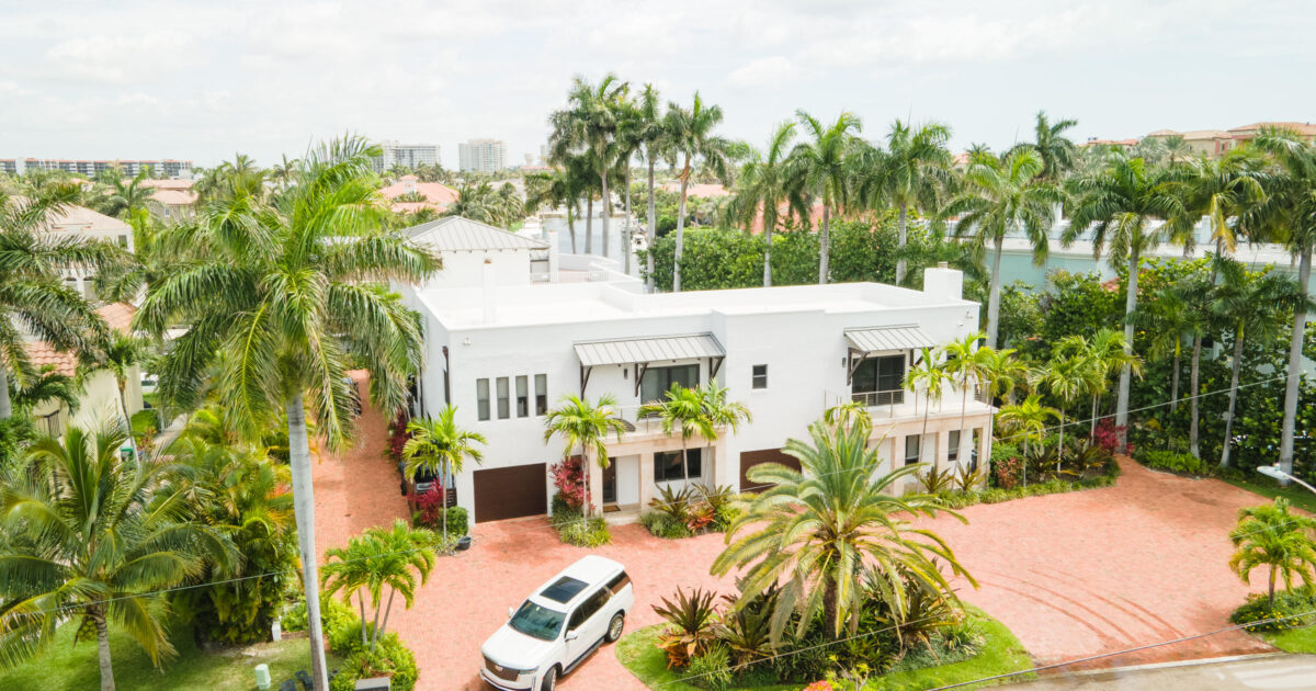 1121 Bel Air Drive, Highland Beach, FL 33487