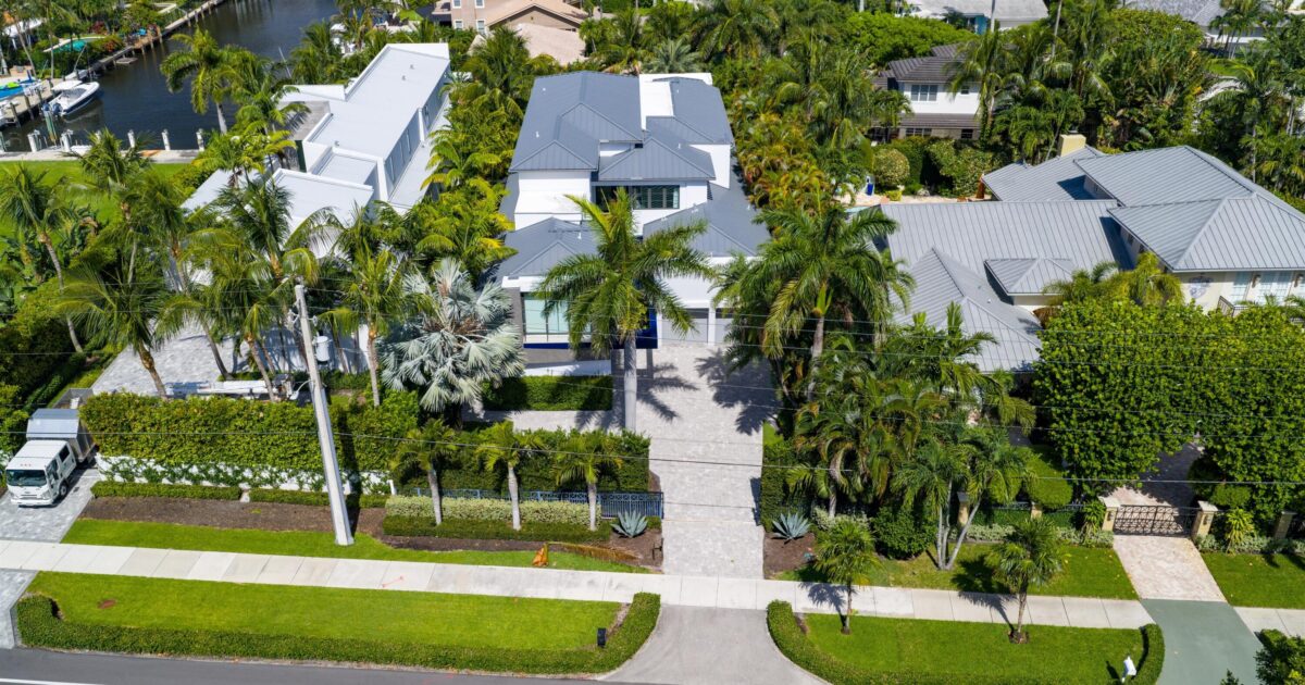 1040 S Ocean Boulevard, Delray Beach, FL 33483