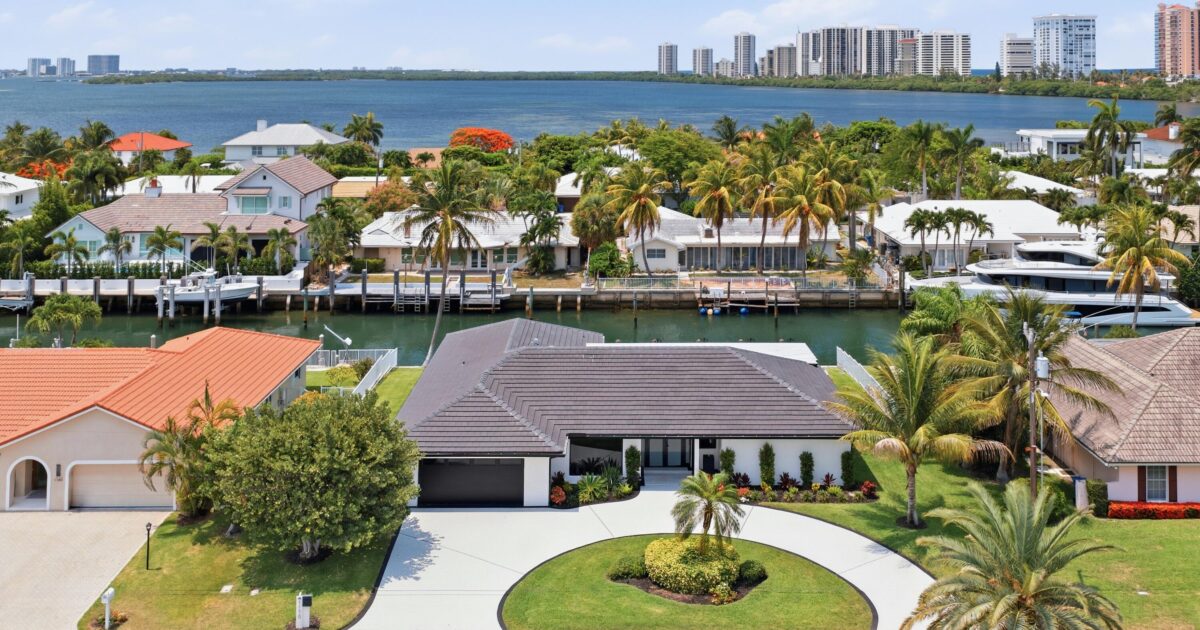 1170 Fairview Lane, Singer Island, FL 33404