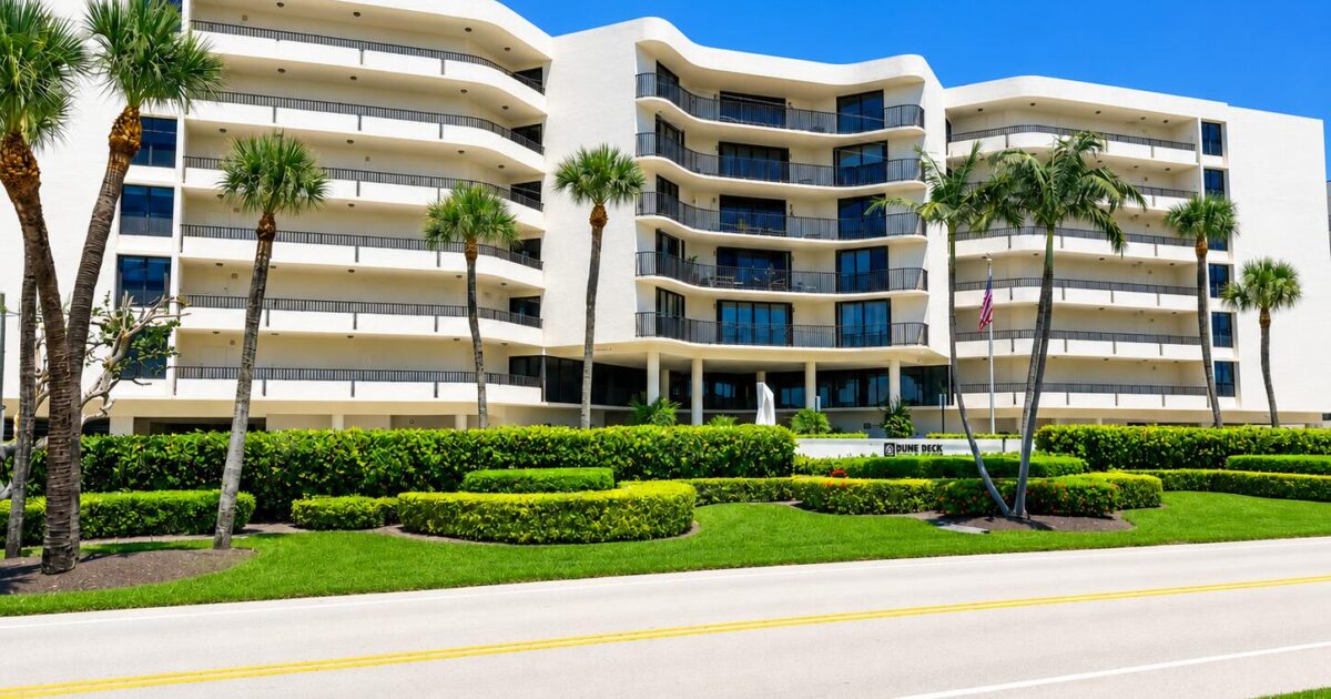 3610 S Ocean Boulevard 103, South Palm Beach, FL 33480