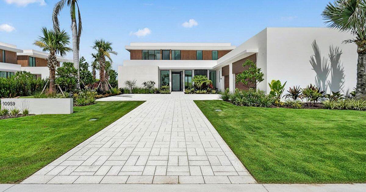 10959 Monte Rosa Court, Palm Beach Gardens, FL 33412