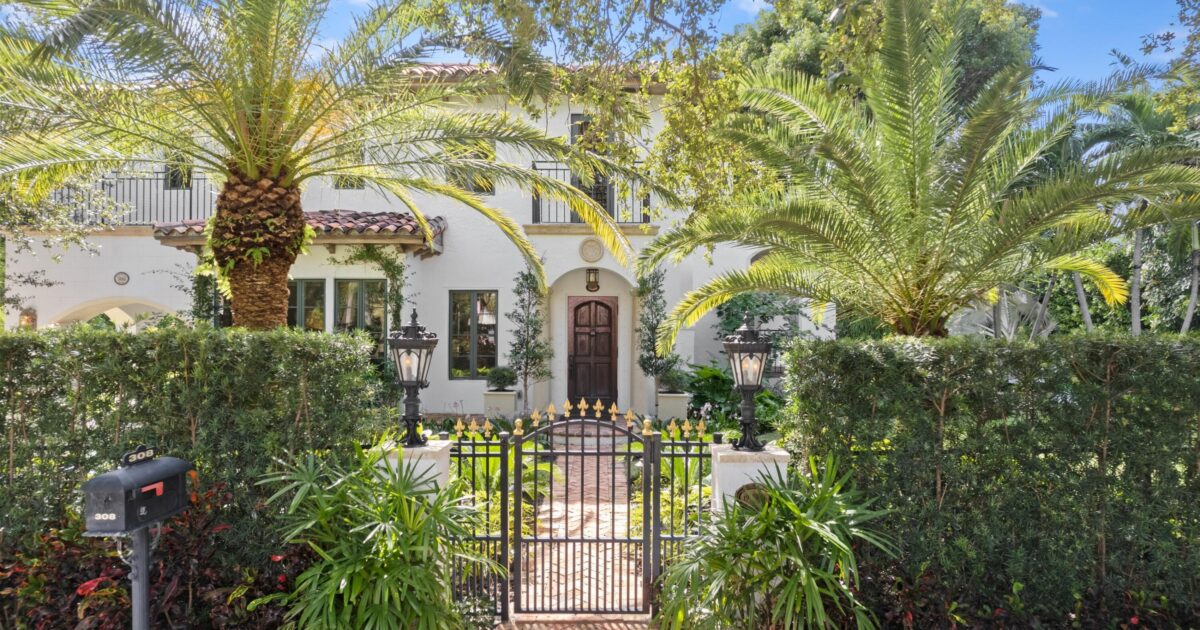308 BARCELONA Road, West Palm Beach, FL 33401