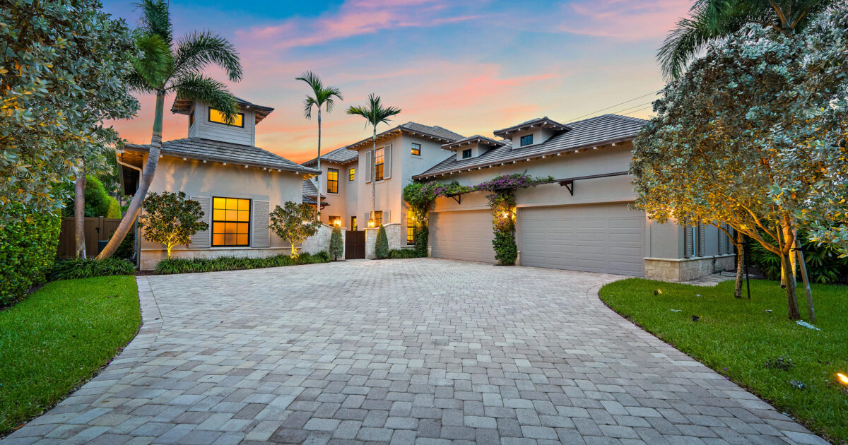 18610 SE Saint Augustine Way, Tequesta, FL 33469