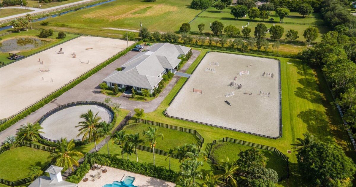 15691 Sunnyland Lane, Wellington, FL 33414
