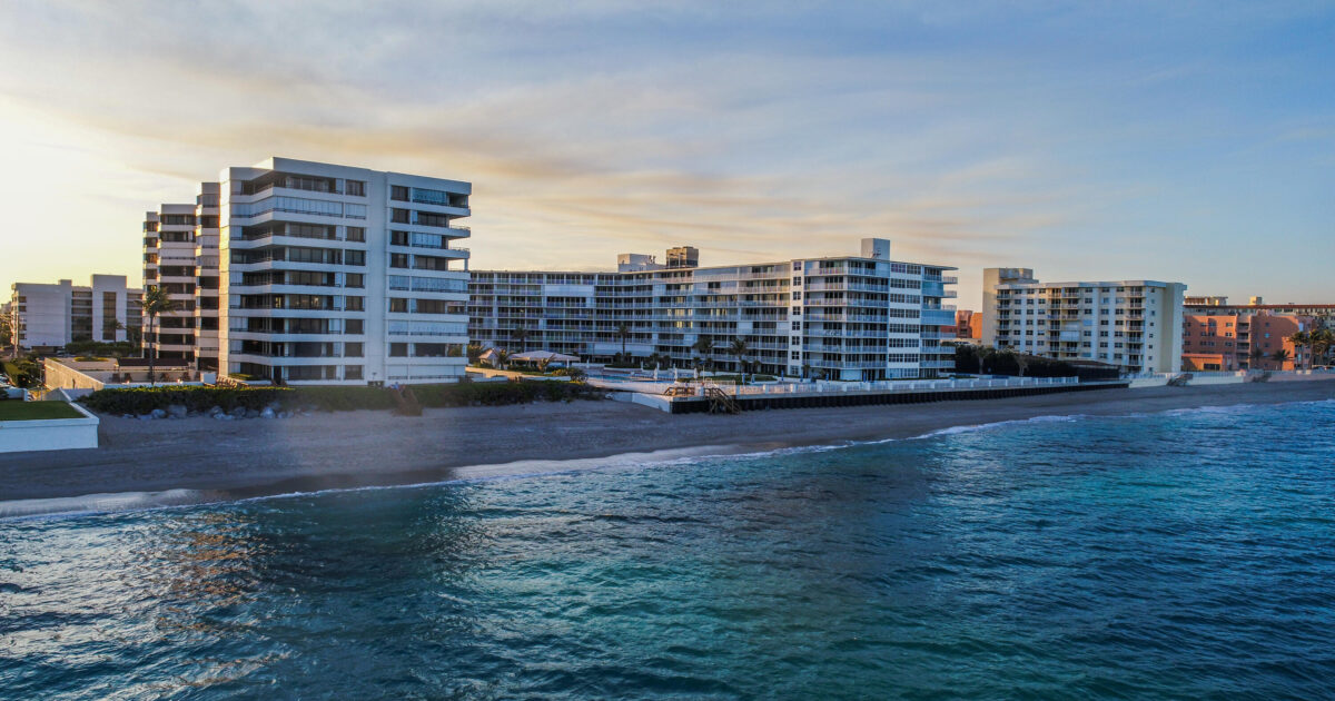 3560 S Ocean Boulevard 706, South Palm Beach, FL 33480