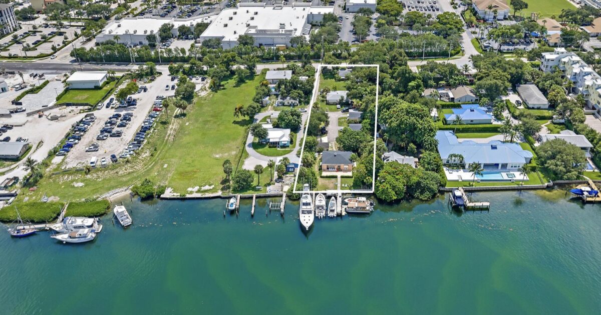 2030 MELODY Lane, Palm Beach Gardens, FL