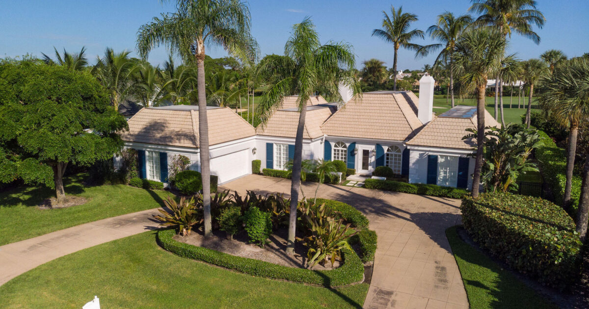 971 LAKE HOUSE Drive, North Palm Beach, FL 33408