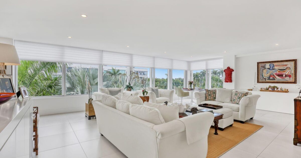 44 COCOANUT Row 507B, Palm Beach, FL 33480