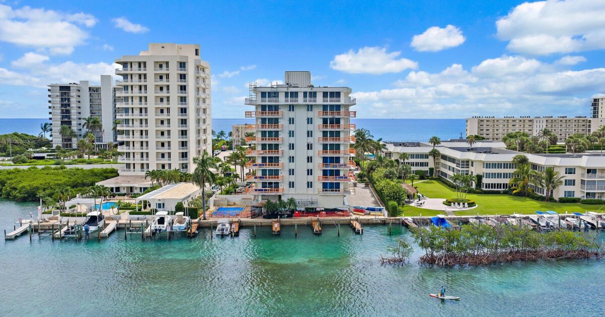 375 Beach Road 201, Tequesta, FL 33469