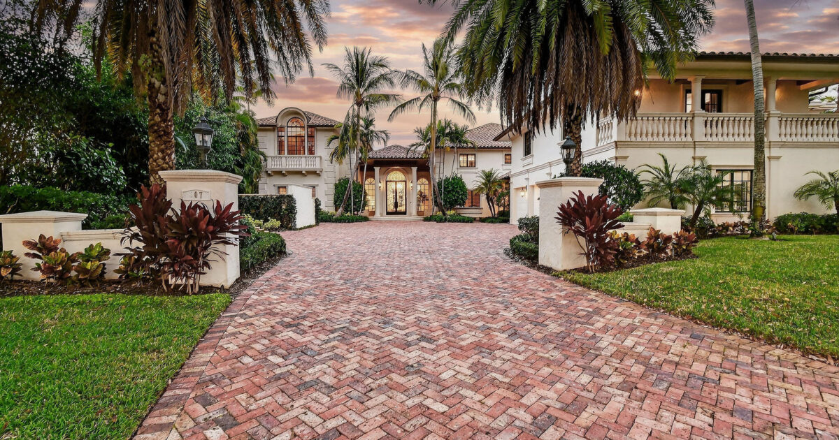 107 Schooner Lane, Jupiter, FL 33477