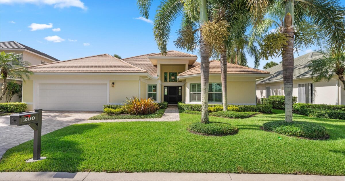 200 Birkdale Lane, Jupiter, FL 33458