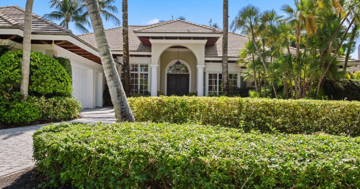 252 Locha Drive, Jupiter, FL 33458