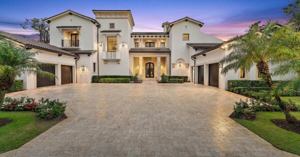 135 W Bears Club Drive, Jupiter, FL 33477