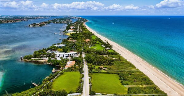 4000 S Ocean Boulevard, Manalapan, FL 33462