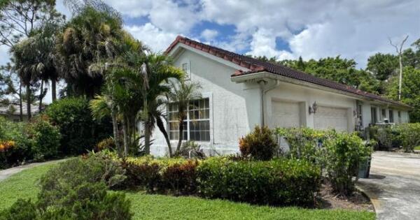 18554 SE OLD TRAIL Drive E, Jupiter, FL 33478