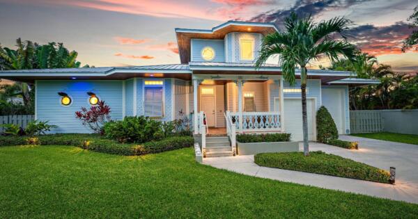 1121 Fairview Lane, Singer Island, FL 33404