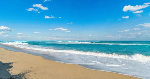 2100 S Ocean Boulevard 402, Palm Beach, FL 33480