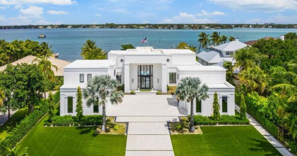 18200 Gardiner Lane, Jupiter, FL 33458