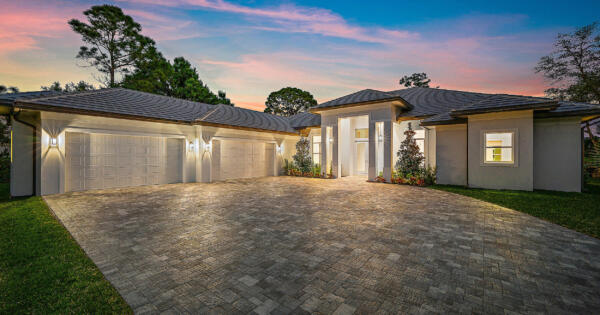18211 SE Old Trail Drive W, Jupiter, FL 33478