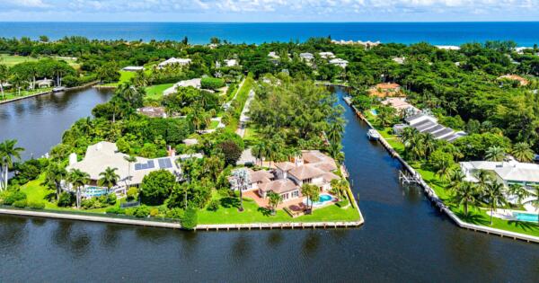 11 Hidden Harbour Drive, Gulf Stream, FL 33483