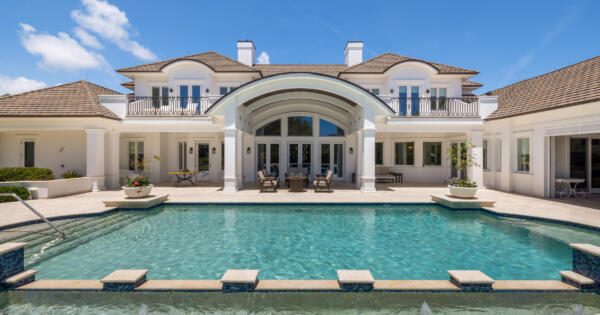 17965 SE VILLAGE Circle, Tequesta, FL 33469