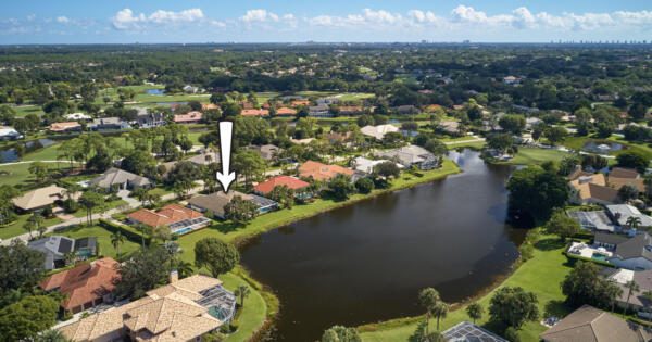 32 Rabbits Run, Palm Beach Gardens, FL 33418