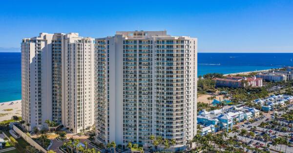 2700 N Ocean Drive Ph-1b, Singer Island, FL 33404