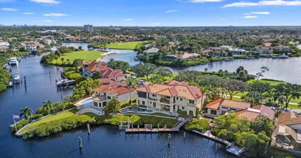 16904 PASSAGE S, Jupiter, FL 33477