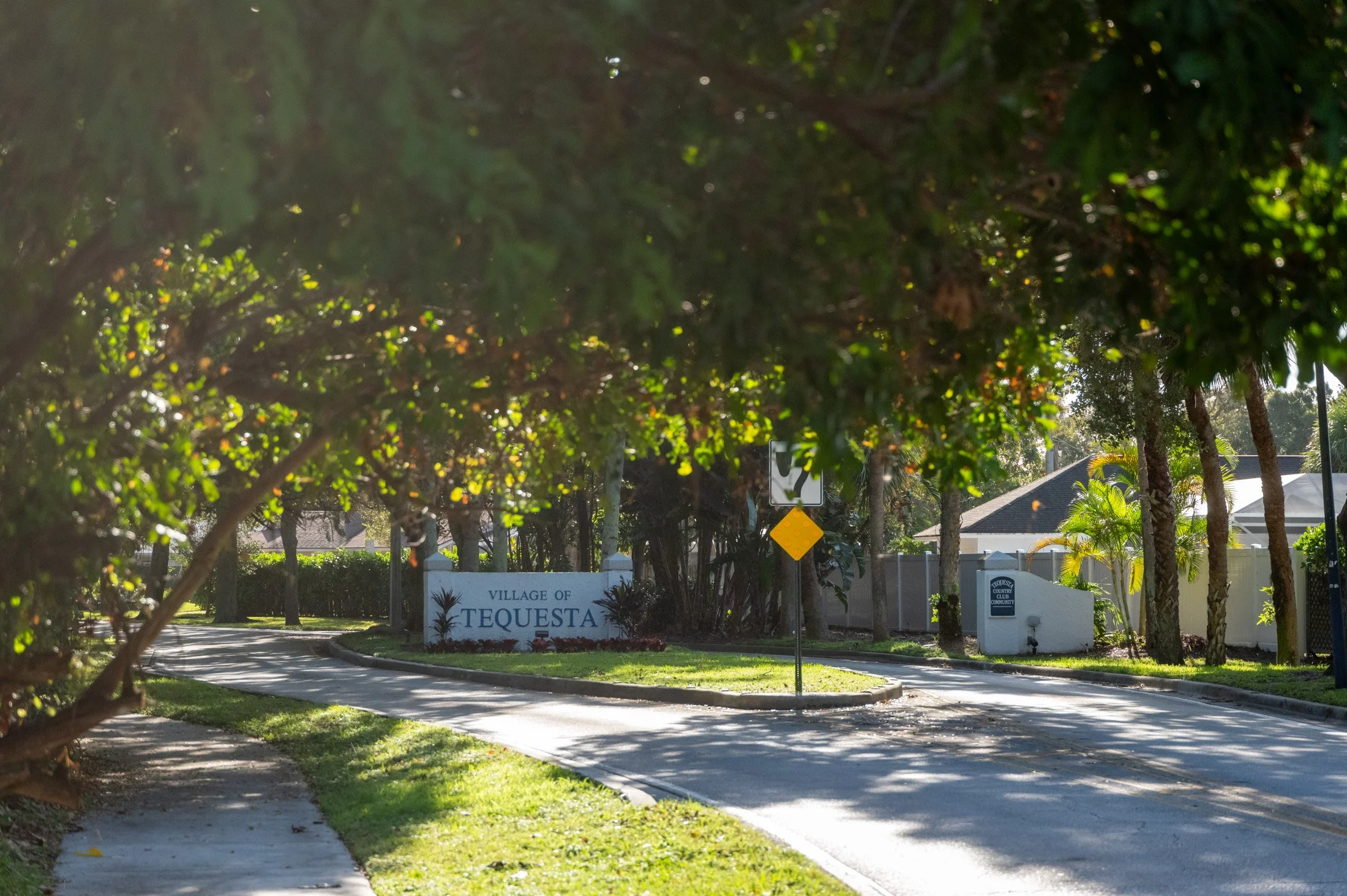 Tequesta Waterfront Real Estate: Bridges, Canals and Boat Size Considerations