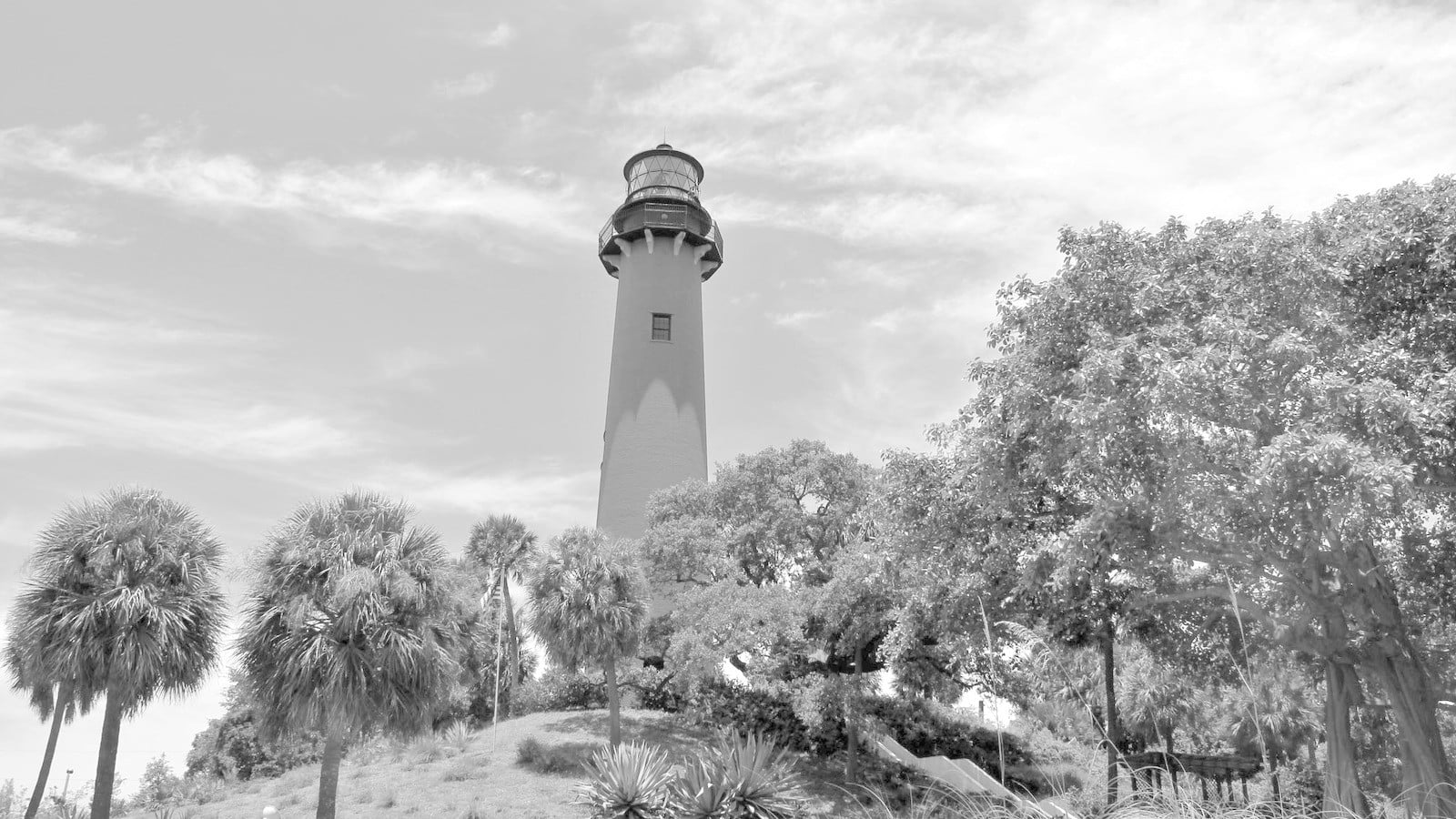 Jupiter Inlet Colony Real Estate: A Guide to Ocean-to-Inlet Living